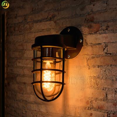 China 265V Outdoor Modern Sconce Wall Light Aluminium Glass Shade for sale