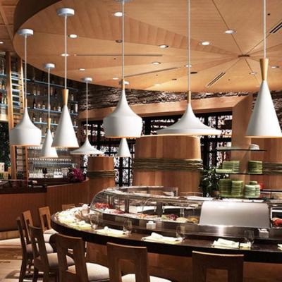 China Lámpara decorativa creativa del palo fierro ligero pendiente moderno del restaurante en venta