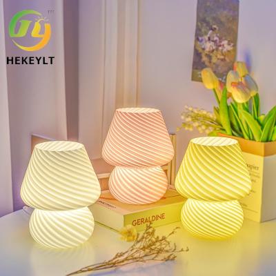China Vintage Creative Glass Table Lamp Bedroom Nightstand Light Simple Study Decoration for sale