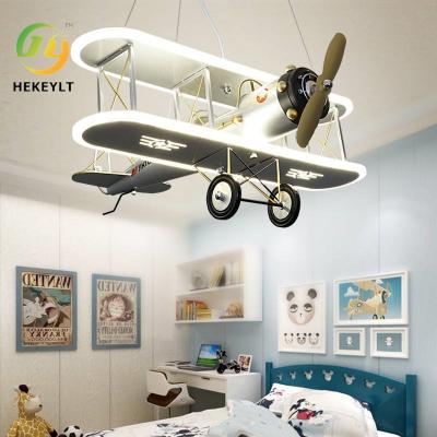 China Creative LED Children'S Airplane Light Boy Bedroom Room Personality Smart Cartoon Pendant Light en venta
