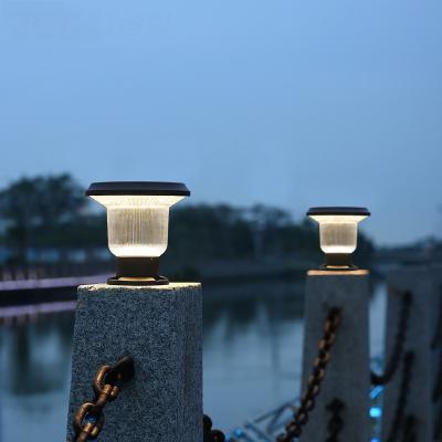 China Solar Waterproof Cylinder Head Household Villa Wall Garden Light Garden Fence Light zu verkaufen