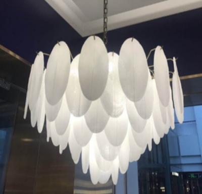 Chine Or d'intérieur Crystal Ceiling Light de la plume G4 d'imagination de la taille 67cm à vendre