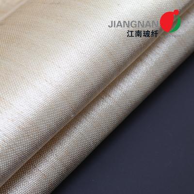 Chine Tissu de fibre de verre traité thermiquement Satin tissé E Tissu de verre 0,6 mm d'épaisseur à vendre