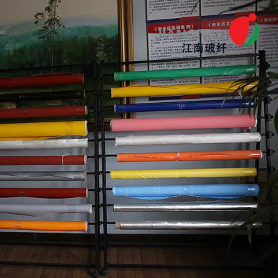 China 1.0m*1.0m Tecido de fibra de vidro Alta resistência e durabilidade à venda