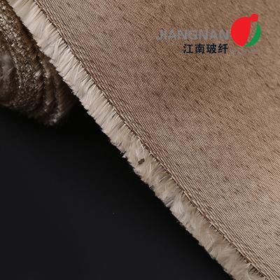 Chine Tissu d'armure de satin de tissu de fibre de verre 0.8mm pour les couvertures de soudure à vendre