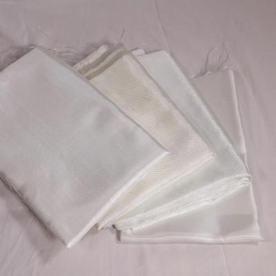 China 0.2mm Electronic Woven Fiberglass Fabric Plain Weave Cloth 200gsm PTFE Coating Material for sale