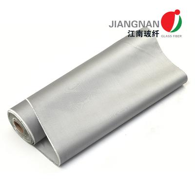 China Satin Weave Silicone Coated Fiberglass Fabric 1050g Fire Blanket Double Sides for sale