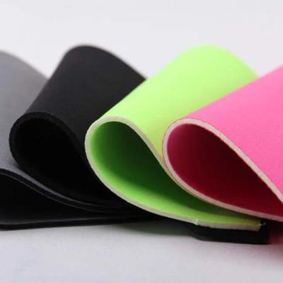 Chine Tissu du néoprène stratifié par CR simple du rivage A 1mm du côté 70 par la cour à vendre