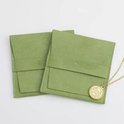 China Necklace Stylish Velvet Custom Envelope Packaging Suede Microfiber Jewelry Bag for sale