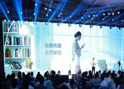 China Arrendamento gigante largo da tela do diodo emissor de luz do ângulo de visão de P2.976 1R1G1B à venda