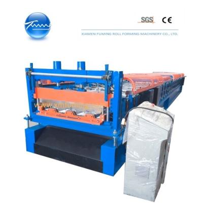 China Equipo de formación de rollos de perfiles metálicos de corte hidráulico automático en venta