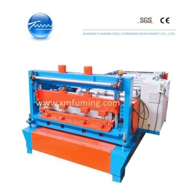 China Side Roof Container House Roll Forming Machine Powerful And Stable for sale