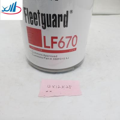 Chine Filtre à huile de lubrification de pièces de moteur automatique de camion de pièces de rechange Shantui d'origine LF670 en vente à vendre