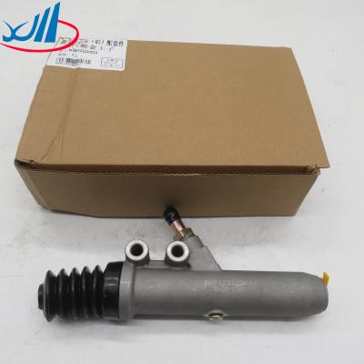 Chine WG9123230024 Clutch Master Cylinder Hot Selling Diesel Engine Parts à vendre