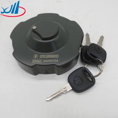 Cina High Quality Locks Iron oil tank fuel tank cover with lock 1103010-T0501for dongfeng truck in vendita
