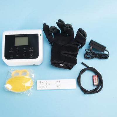 中国 Hand Rehabilitation robot Device for Stroke Hemiplegia Hand Function Recovery Hand Finger Trainer 販売のため