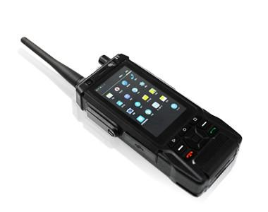 China 4G LTE Tri-proof Broadband Trunking Handset two way radio walkie talkie for sale