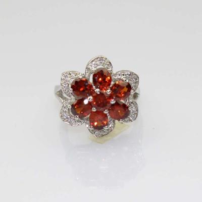 China Whtie Gold Plated 925 Silver Red Cubic Zircon Flower Gemstone Ring (R223) for sale