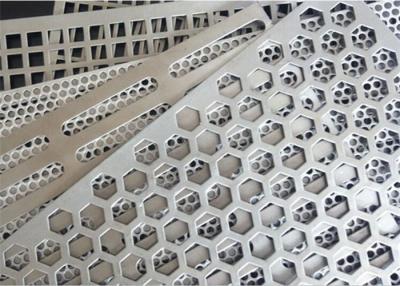 China Dos furos quadrados da folha da espessura 3mm diâmetro 1060 de furo de alumínio perfurado 0.5-6mm à venda