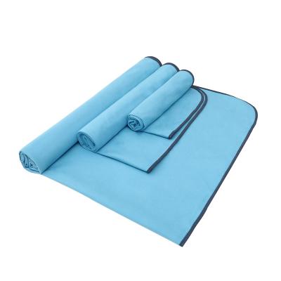 Chine Le microfiber solide folâtre le matériel en gros de suède de logo fait sur commande de serviette avec le sac de maille à vendre