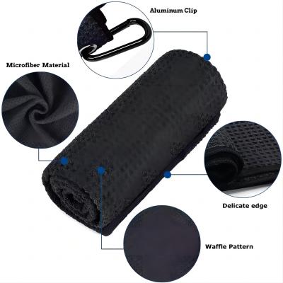 China Microfiber Waffle Golf Towel Roll Absorbent Quick-Drying Perfect For Golf Course for sale