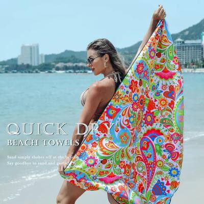 Китай Фабрика Летняя большая мода Быстросухой логотип Настройка печати Микроволокно Песок Бесплатный Суэдовый пляжный полотенце продается