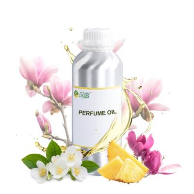 Chine Luxury Branded Perfume Fragrance Oil For Male 3 Year Shelf Life à vendre