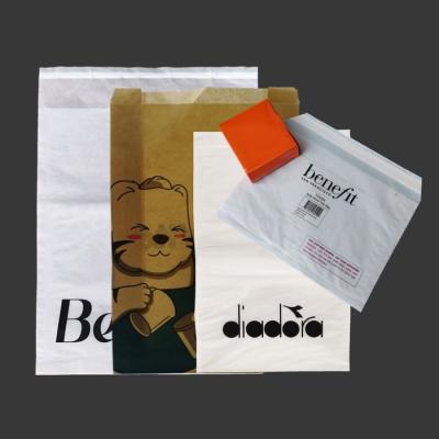 China Semi Opaque Clear Recylable Transparent Tracing Paper Bag FSC For Gifts Packaging for sale