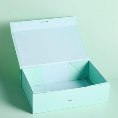 Cina Folding Custom Printed Paper Box Clamshell Magnetic Buckle Cosmetic Gift Packing Box in vendita