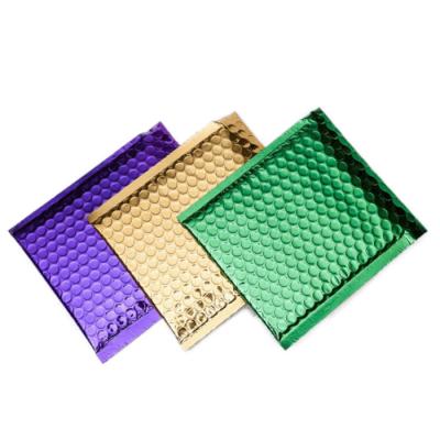 China Colorful Metallic Glamour Bubble Mailers , Metallic Shipping Envelopes Tear Resistant for sale