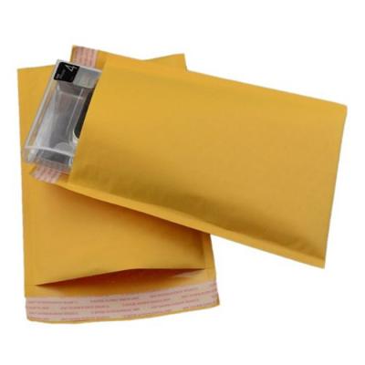 China Lightweight Yellow Kraft Bubble Mailers , Kraft Bubble Envelopes Shock Resistance for sale