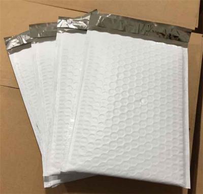 China Custom Poly Bubble Mailers 9.5
