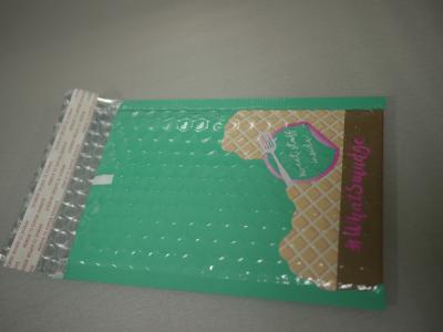 China Padded Mailing Envelope With Bubble Wrap Inside , Colored Bubble Mailers for sale