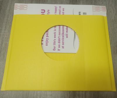 China Recyclable Self Seal Corrugated Paper Padded Cushion Packaging Envelopes for sale