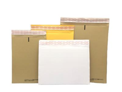 China Nenhum cartão de Kraft da curvatura acolchoou envelopes de envio para o portfólio à venda