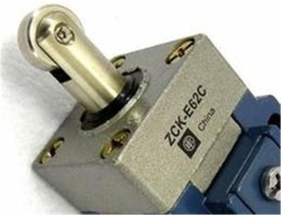 China Schneider ZCKE62 Small Push Button Switch / ZCK OsiSense XC Schneider Electric Switches for sale