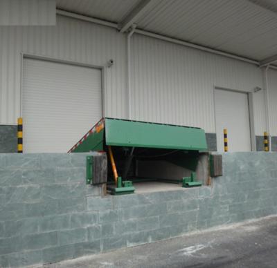 China 40000LBS Loading Dock Leveler Equipment With Safety Customizable for sale