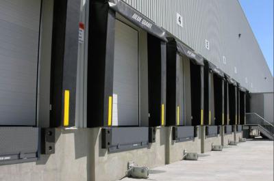 China Wear-Resistant Fabric Dock Door Shelter Adjustable Loading System With Warehouse Container for sale