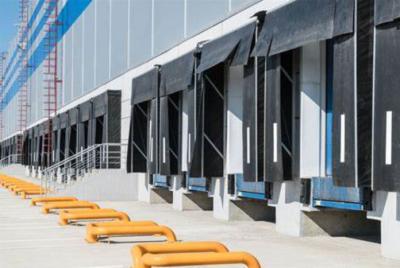 China Pvc Rubber Loading Dock Shelters Adjustable Loading System Modern Design for sale
