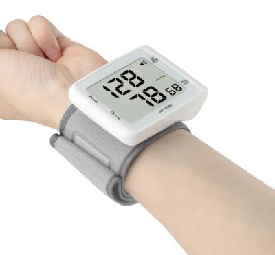 China ISO13485 Wrist Electronic Blood Pressure Monitor Sphygmomanometer for sale