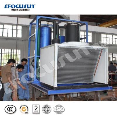 China Hacer bebidas frías con facilidad Focusun Máquina de refrigeración de aire de hielo de tubo de 3 toneladas Automático fabricante de hielo en venta