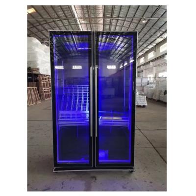 China Refrigerador de exhibición vertical de bebidas 1120L Capacidad 5 estanterías en venta
