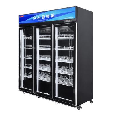 China Lámpara de refrigeración de bebidas con puerta de cristal 1380L en venta