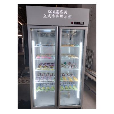China Vitrine Vertical Ice Cream Display Freezer Vertical 604L Degelo automático à venda