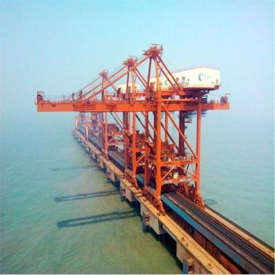 China Bulk Materials Handling Belt Type Grab Ship Unloader System At Sea Port Terminal for sale