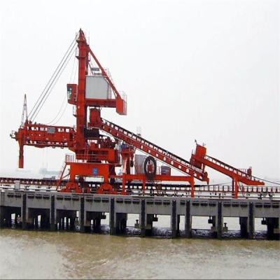China Rail Mounted Travelling Ship Loader For Seaport Capacity 2600 Tph for sale