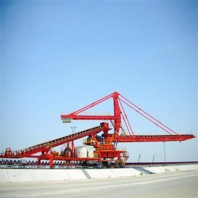 China Longitudinal Stockyard Cantilever Slewing Stacker For Stacking Bulk Material for sale