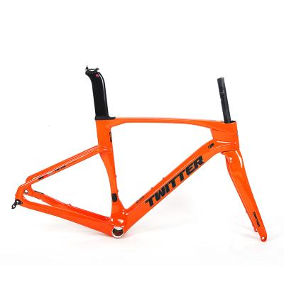 China Durable T900 Carbon Gravel Bike Frame With Disc Brake Fat Tire Carbon Bike Frame for sale