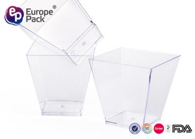 中国 友好的な正方形の使い捨て可能なプラスチック デザートのコップ透明な7つのOz Eco 販売のため