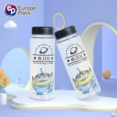 China Cartoon design children's plastic drinking cups with LIDS for sale